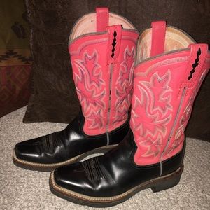 Women’s Ariat Square Toe Boots size 6.5B